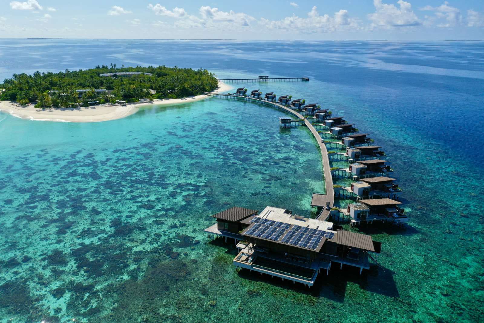  gallery.solar/maldives/PHOTO-2023-03-14-12-52-32.jpg